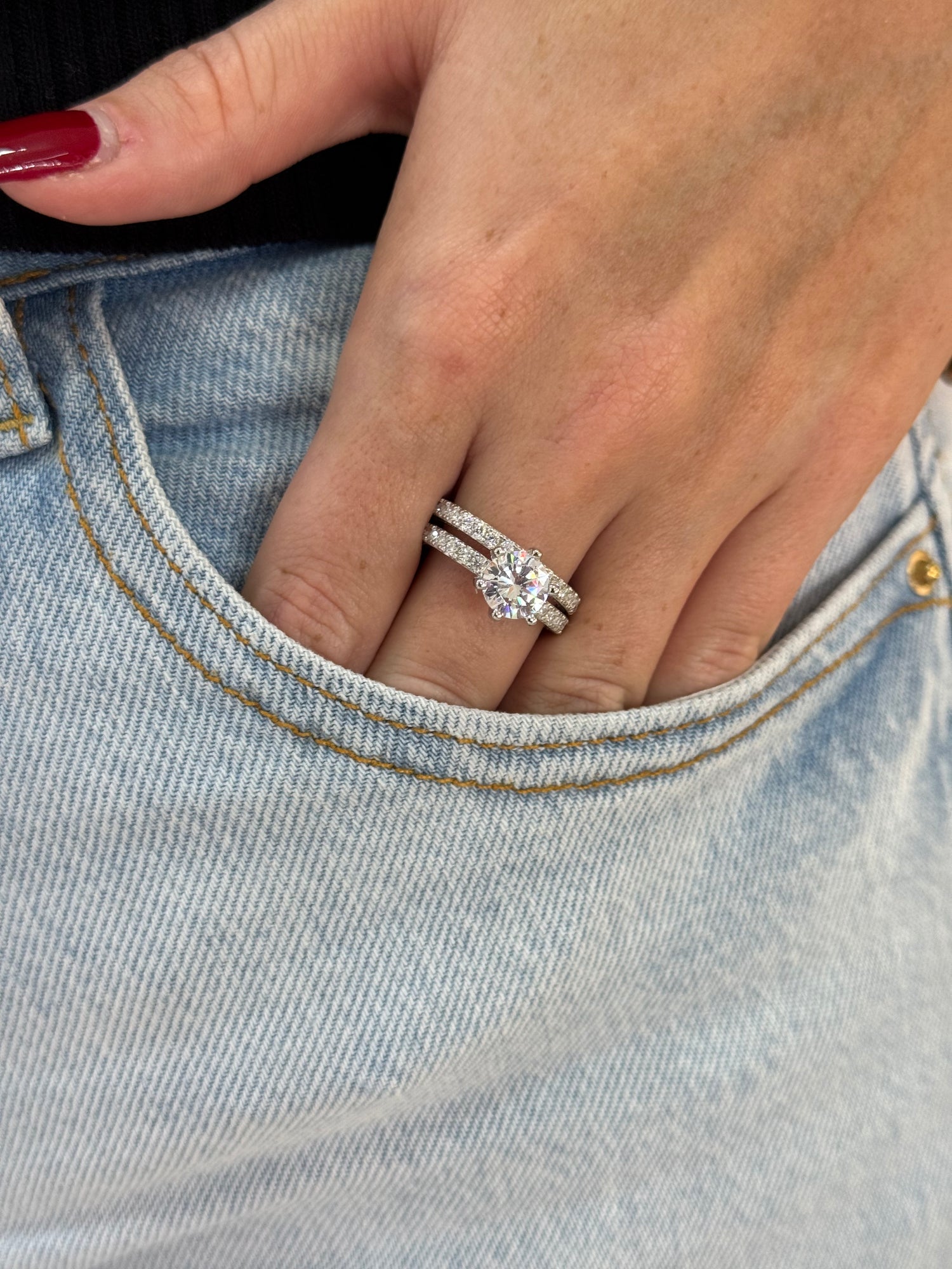 Anello Mega solitario