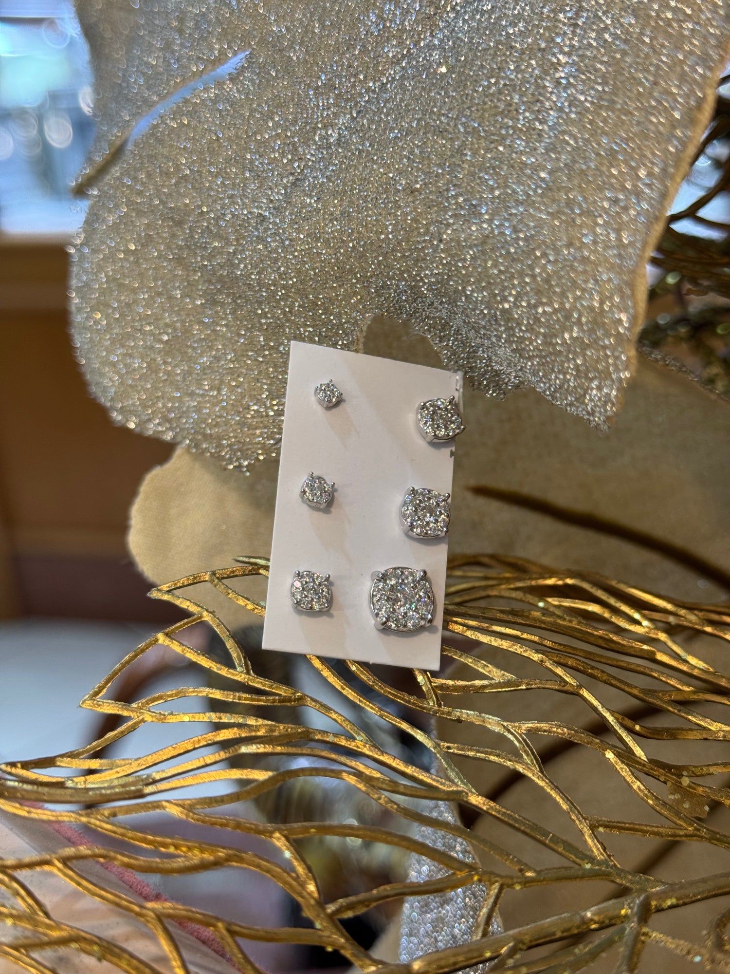 Set 6 orecchini punto luce