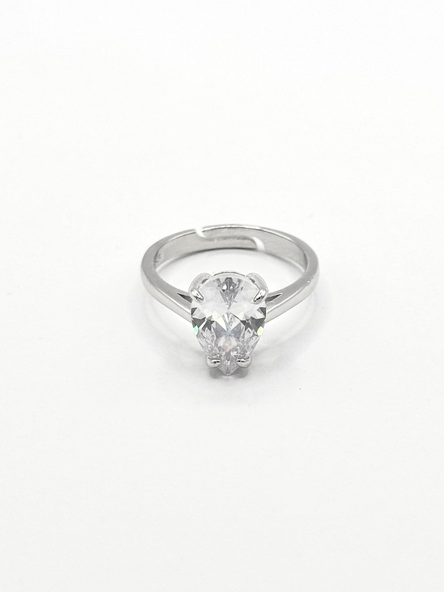 Anello Carly