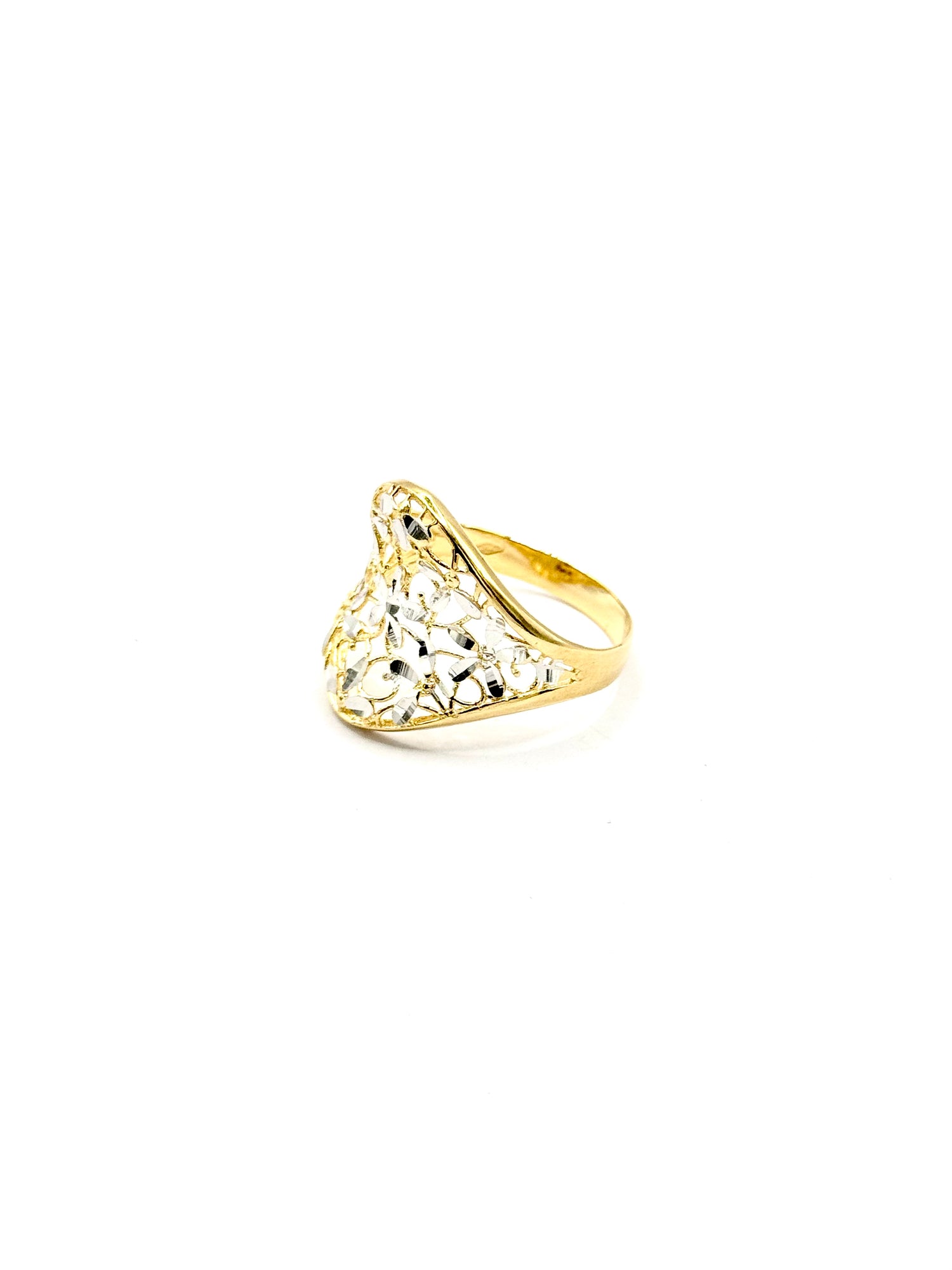 Anello Sting