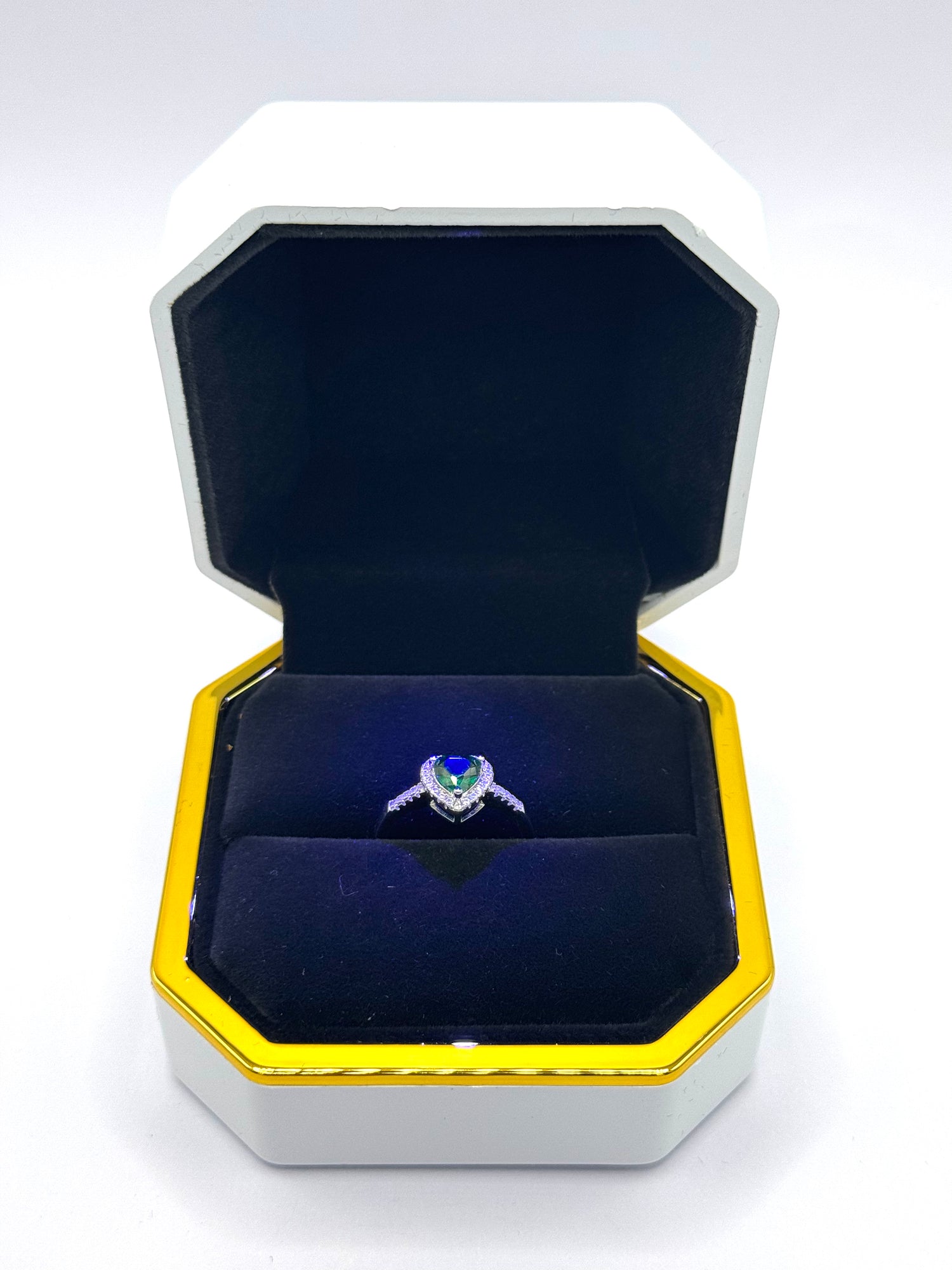 Box Luce + Anello Cuore