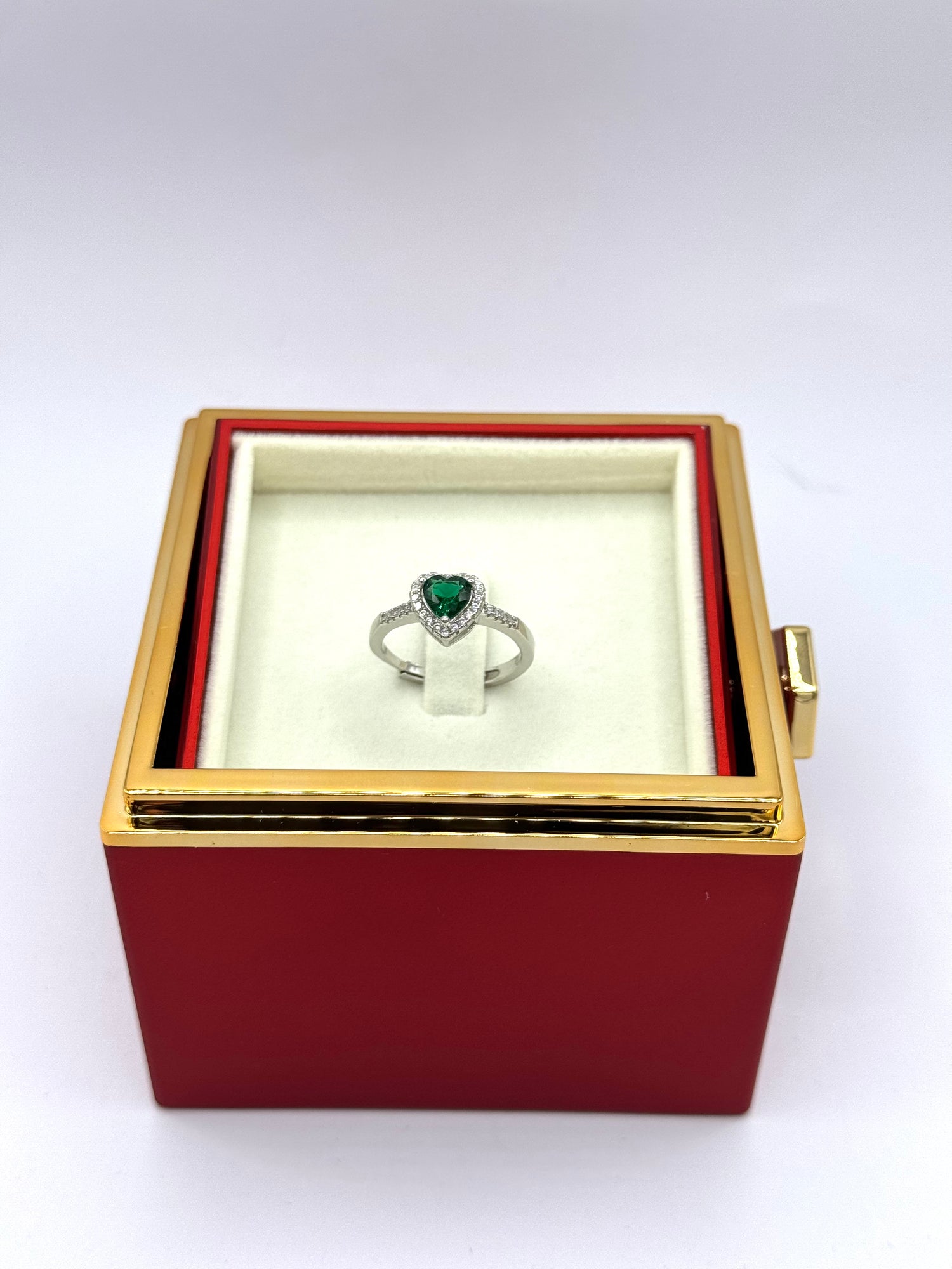 Box Rosa Girevole + Anello Cuore