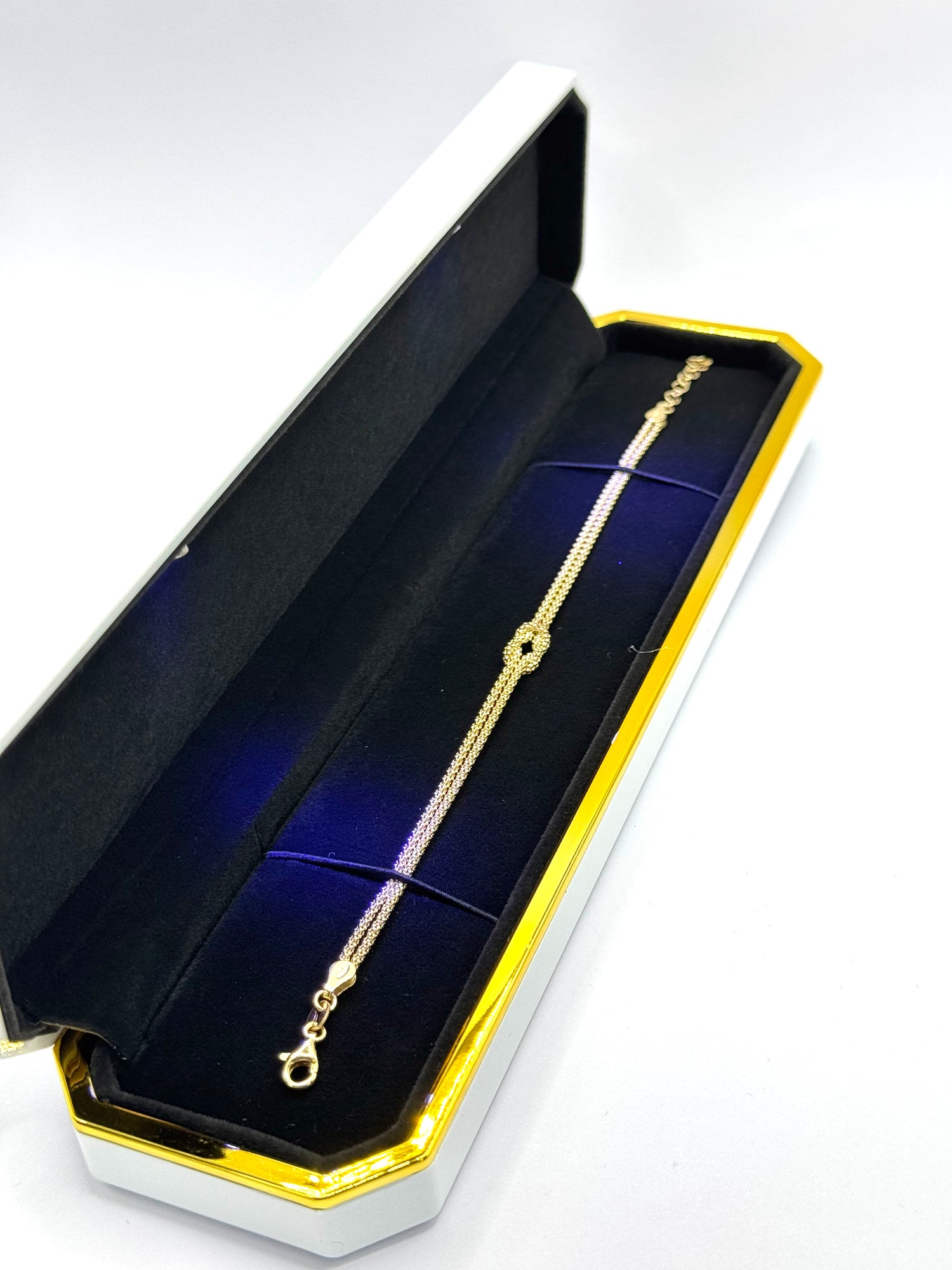 Box Luce  + Bracciale Nodo Love