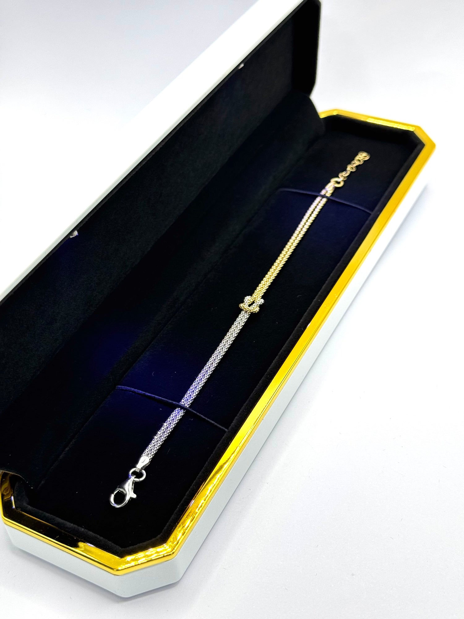 Box Luce  + Bracciale Nodo Love