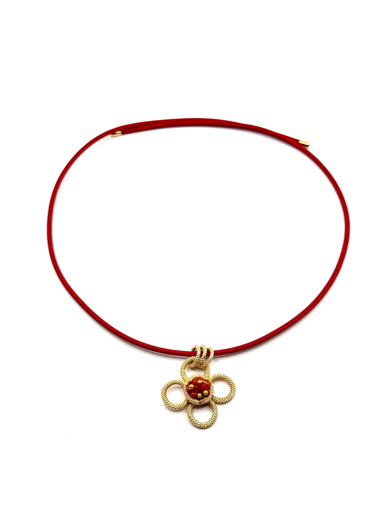 Collana calamita quadrifoglio