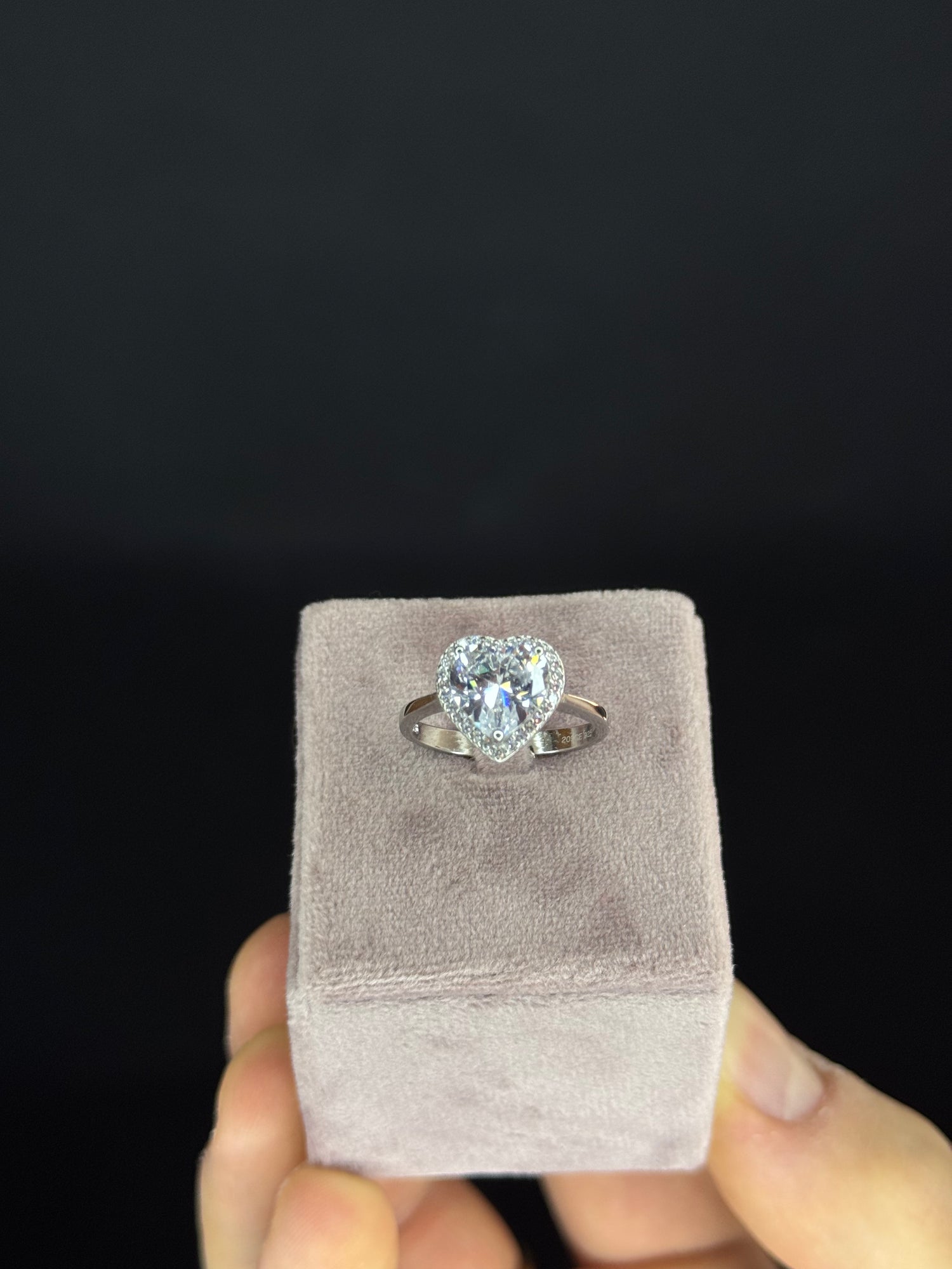 Box Luce + Anello Cuore