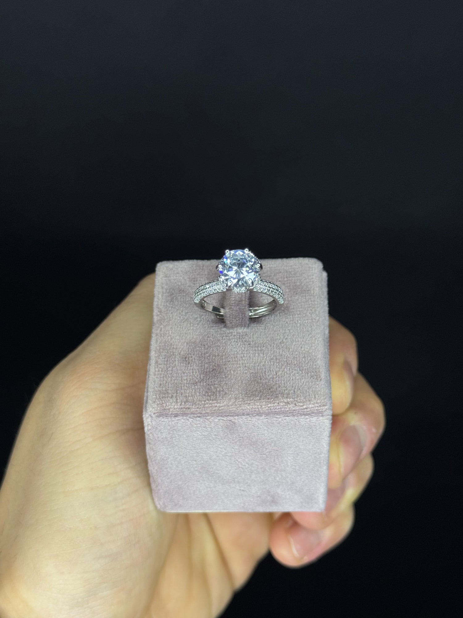 Box Luce + Anello Solitario