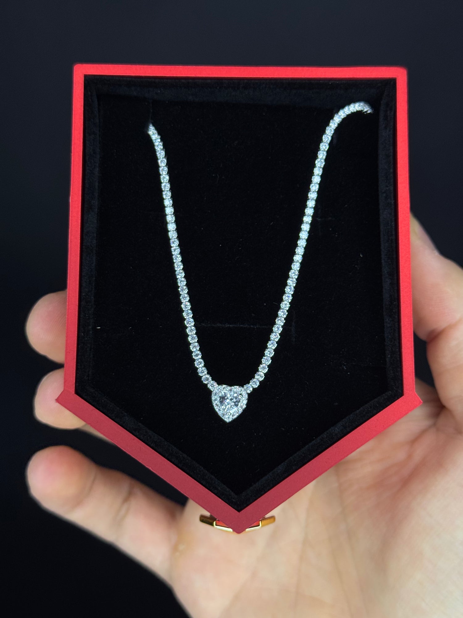 Box Cuore  + Collana Tennis Cuore