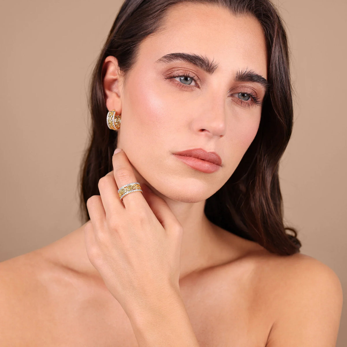 Anello a Fascia Catena Bizantina con Pavé di Cubic Zirconia