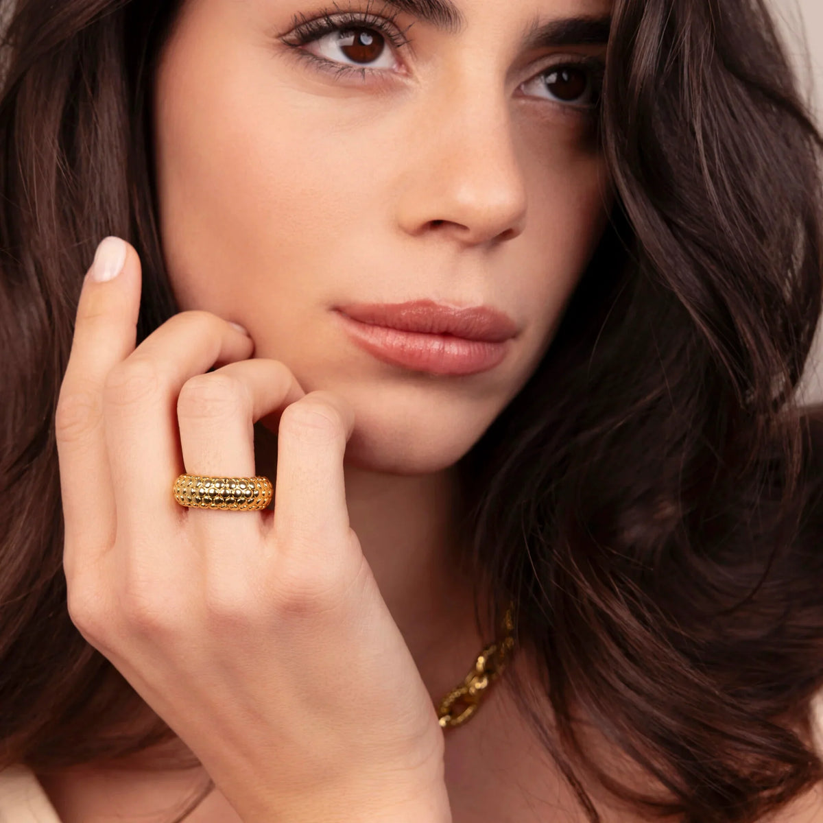 Anello a Fascia Texture Pallinata